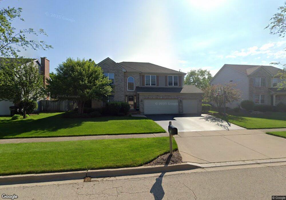 1061 Grayhawk Dr unit II, Algonquin, IL 60102 - photo 1