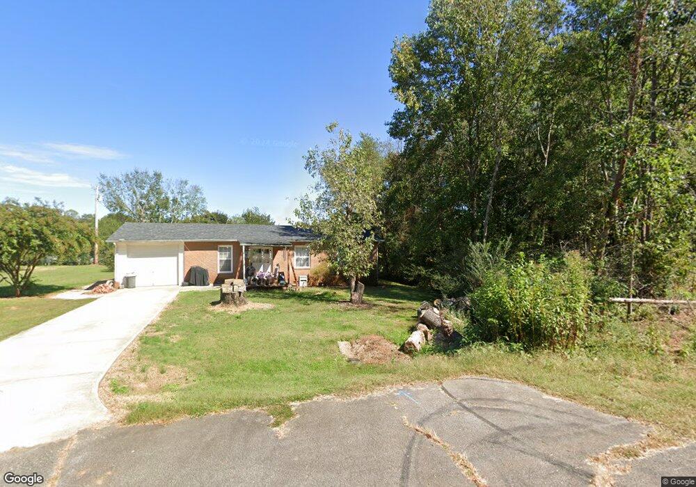 112 Luangthep Ln, Statesville, NC 28625 - photo 1