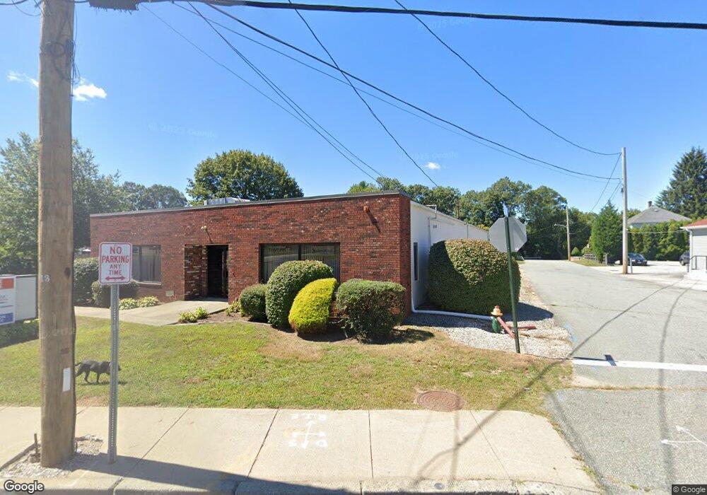 292 Waterman Ave, Smithfield, RI 02917 - photo 1