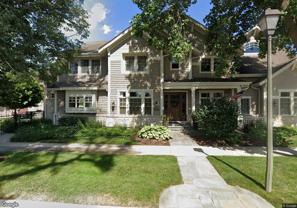 625 S Mitchell Ave, Elmhurst, IL 60126 - photo 1