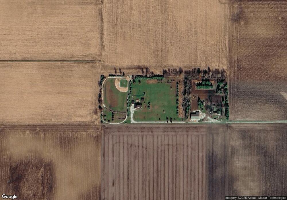 1630 E County Road 875 N, Camargo, IL 61919 - photo 1