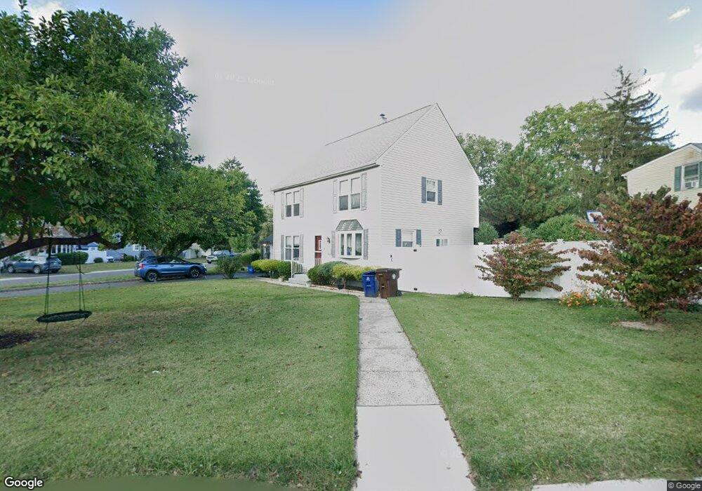 15 Wilcox Rd, New Brunswick, NJ 08901 - photo 1