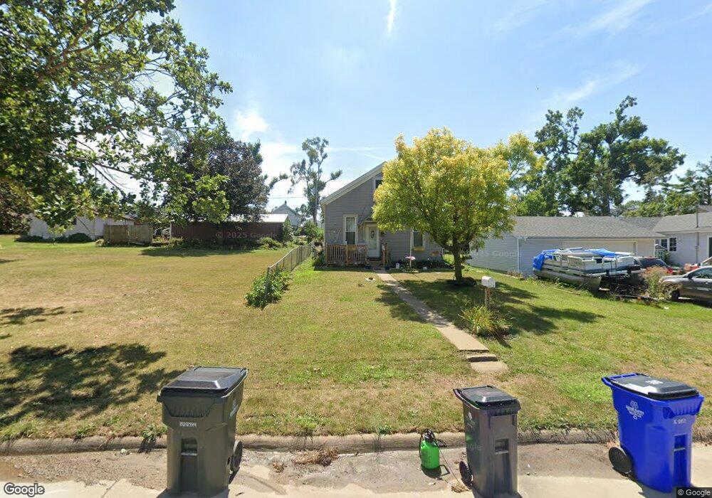 1339 18th Ave SW, Cedar Rapids, IA 52404 - photo 1