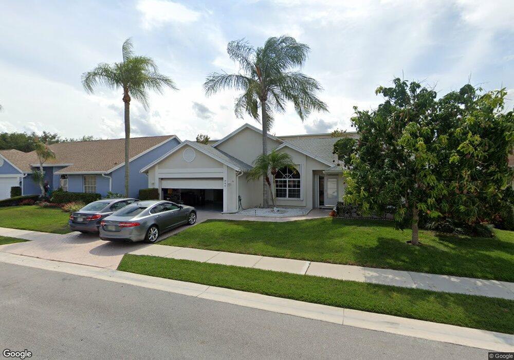 244 Moccasin Trail W, Jupiter, FL 33458 - photo 1