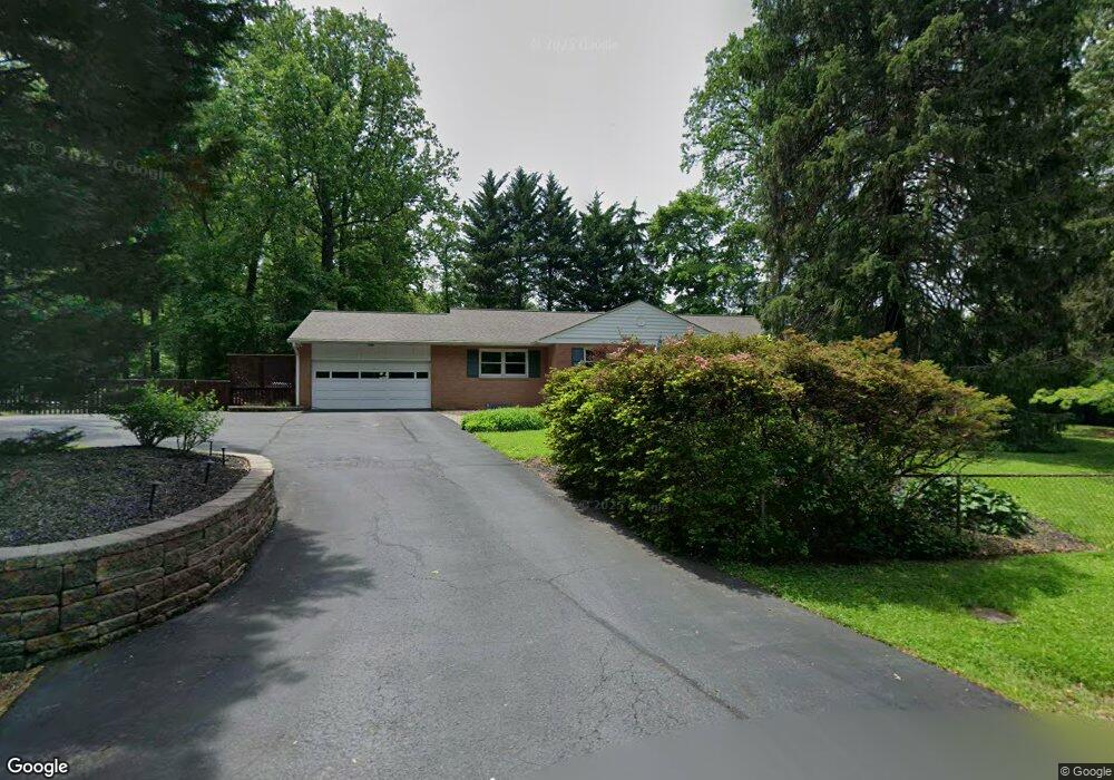 10811 Kelley Dr, Fairfax, VA 22030 - photo 1