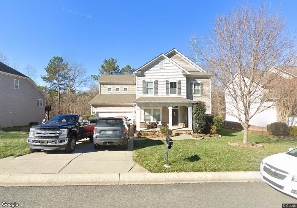 1048 Hallow Lake Terrace unit 208, Clover, SC 29710 - photo 1