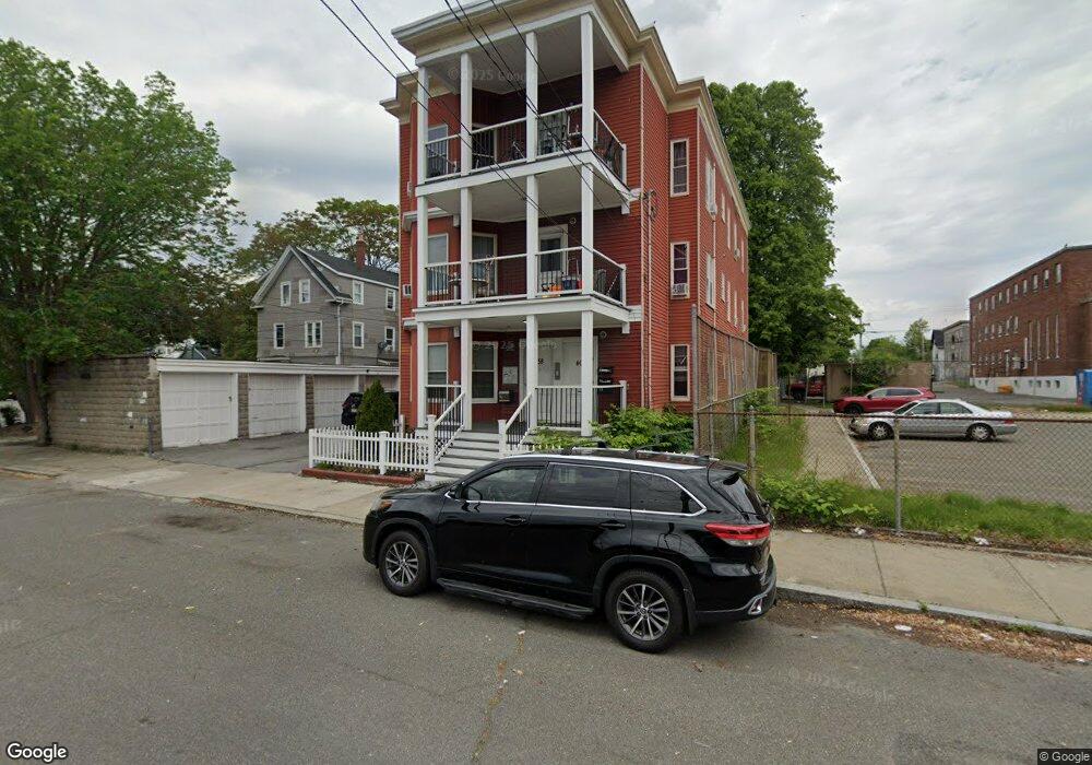 40 Smith St unit 3, Lynn, MA 01902 - photo 1