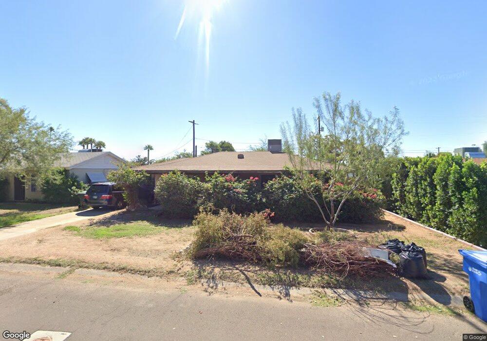 3539 E Piccadilly Rd, Phoenix, AZ 85018 - photo 1