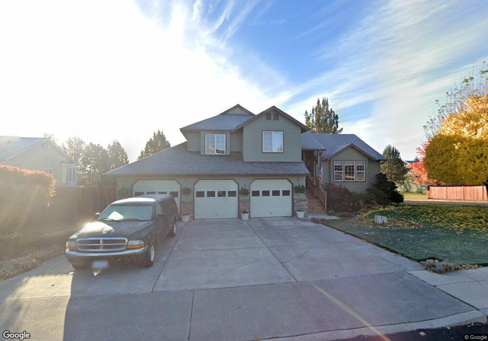 3264 SW 35th St, Redmond, OR 97756 - photo 1