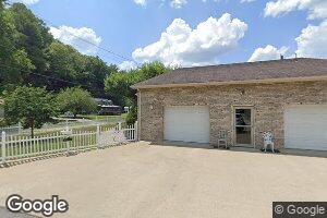 32 Harris St, Logan, WV 25601