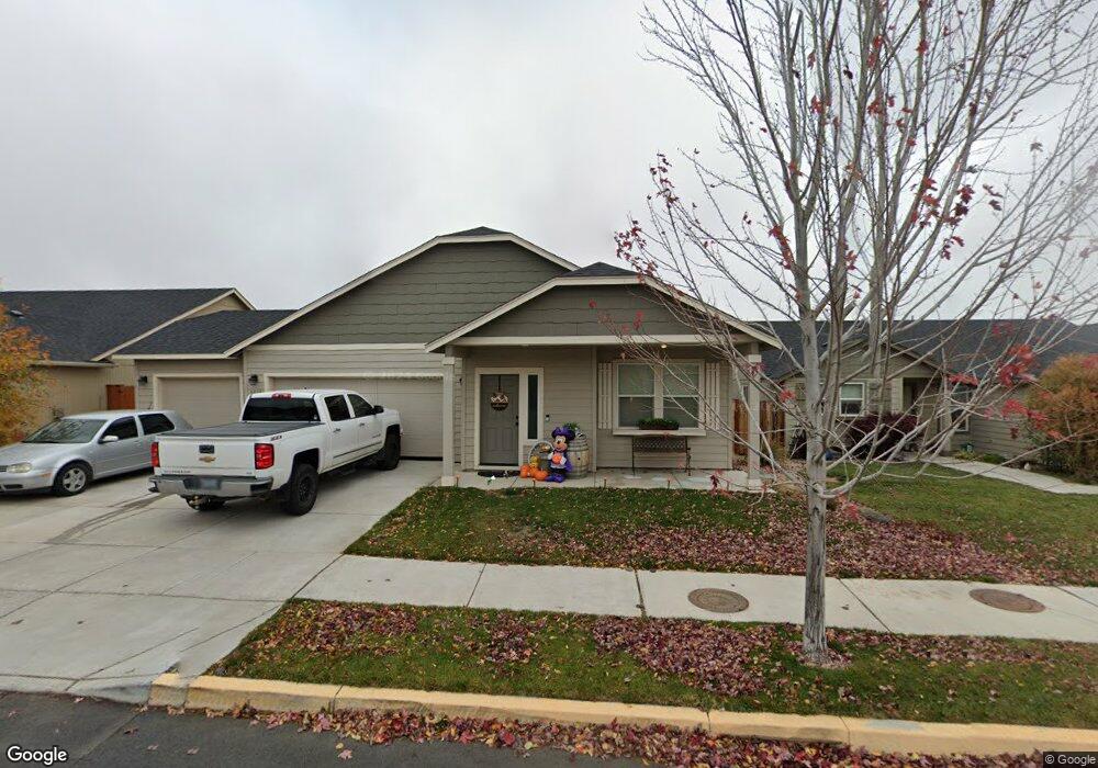 3613 SW Pumice Place, Redmond, OR 97756 - photo 1