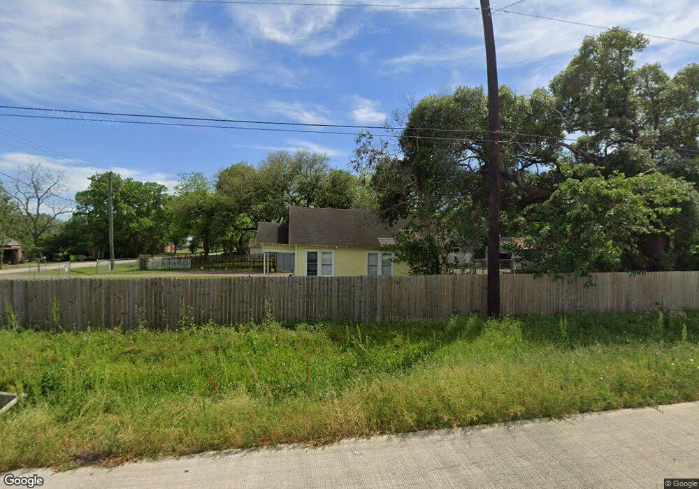 323 Rude St, Rosenberg, TX 77471 - photo 1
