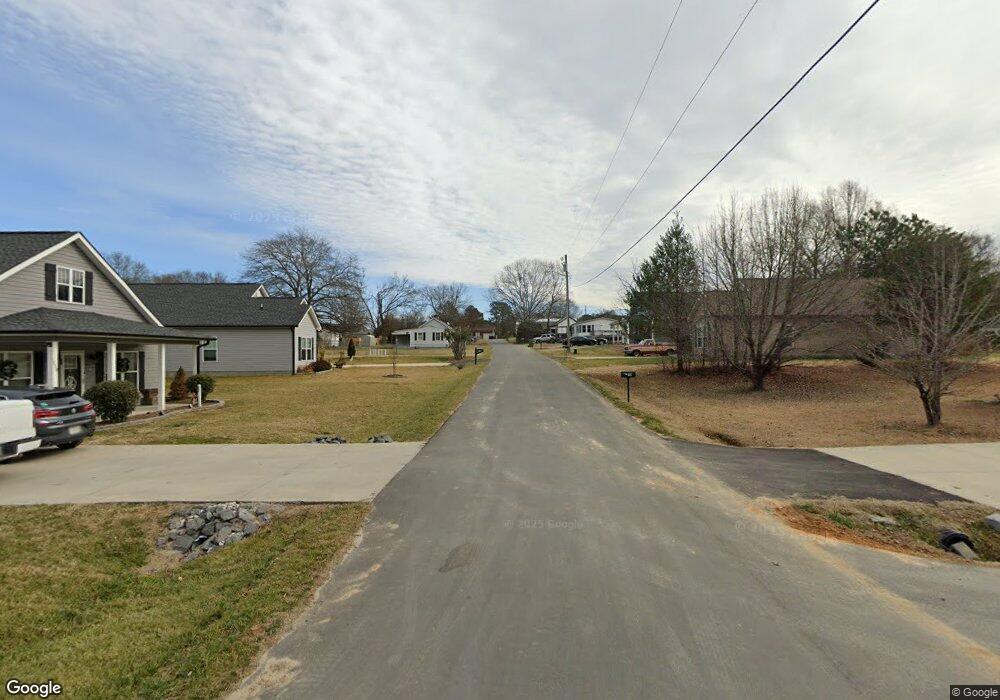 113 Franklin St, Clover, SC 29710 - photo 1