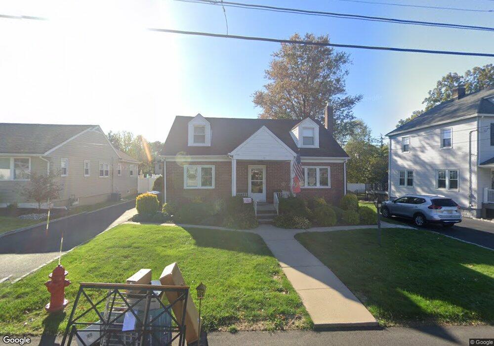 121 Mcfarlane Rd, Colonia, NJ 07067 - photo 1