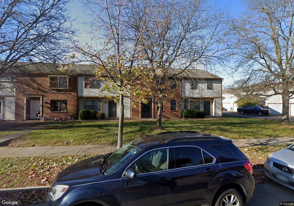 934 Cross Country Dr E, Westerville, OH 43081 - photo 1