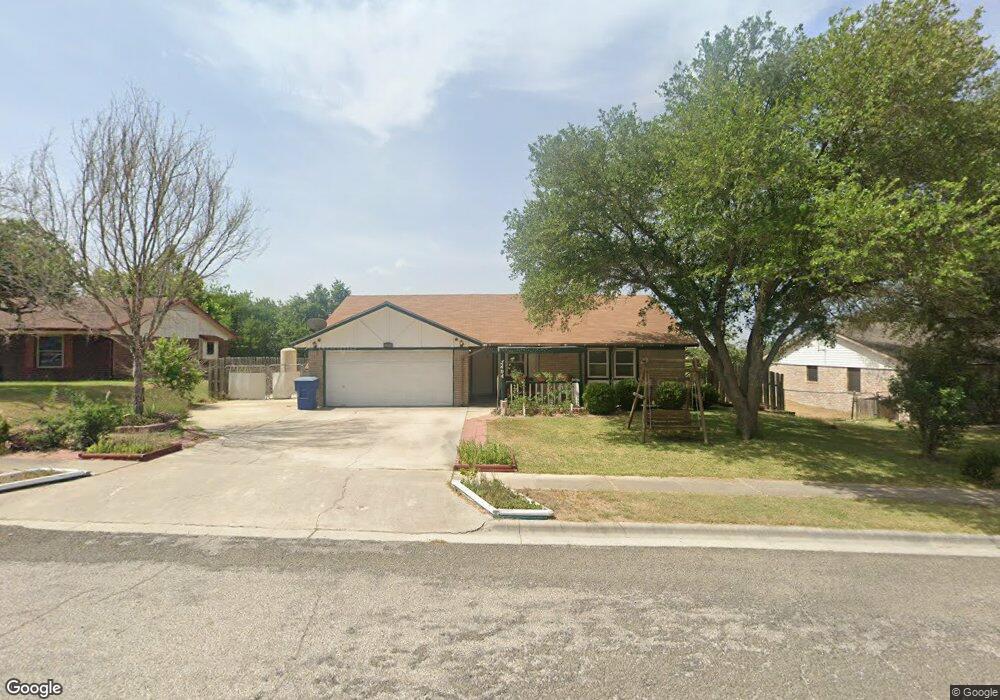 2404 Phyllis Dr, Copperas Cove, TX 76522 - photo 1