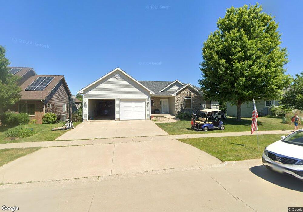 401 Gilbert Dr, West Branch, IA 52358 - photo 1