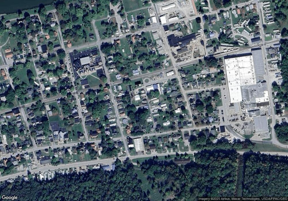 310 Sycamore Ave, Augusta, KY 41002 - photo 1