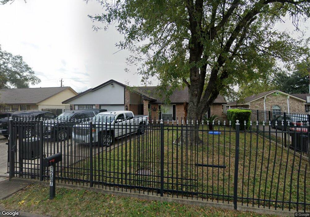 1207 Green Trail Dr, Houston, TX 77038 - photo 1