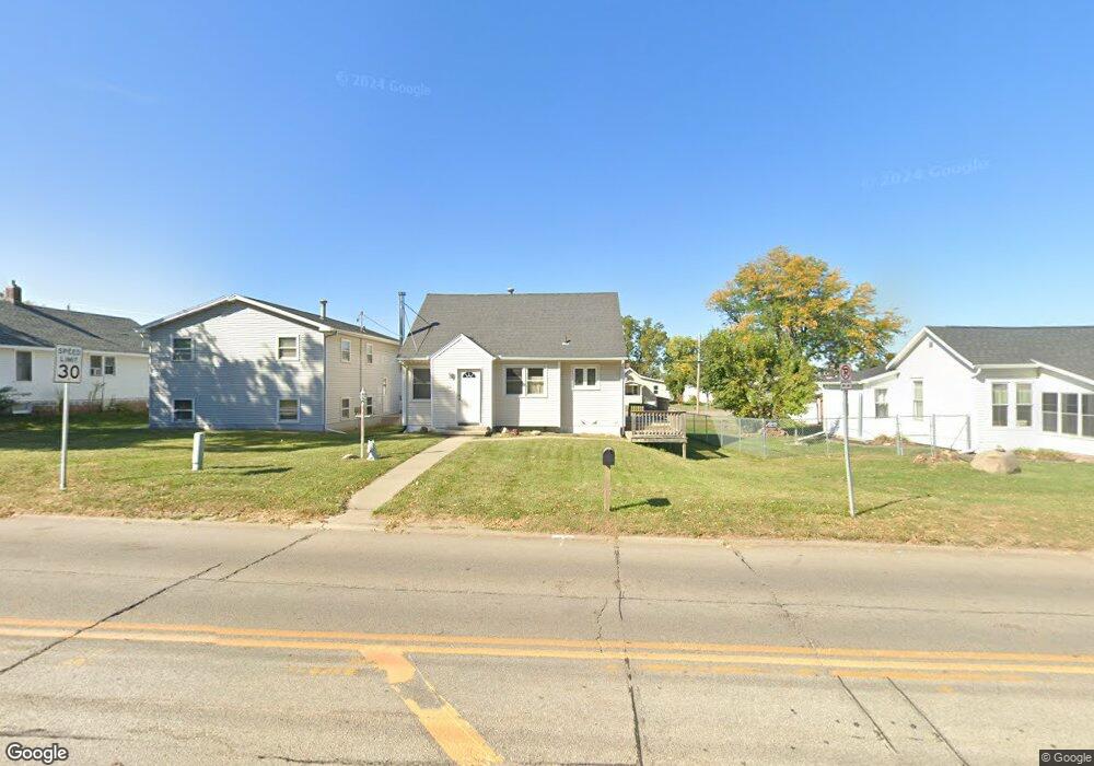 626 Wilson Ave SW, Cedar Rapids, IA 52404 - photo 1