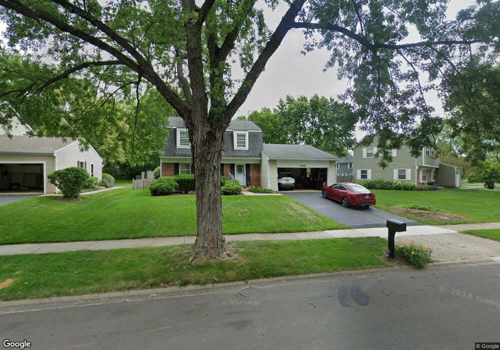 1928 Ridgefield Ln, Naperville, IL 60565 - photo 1