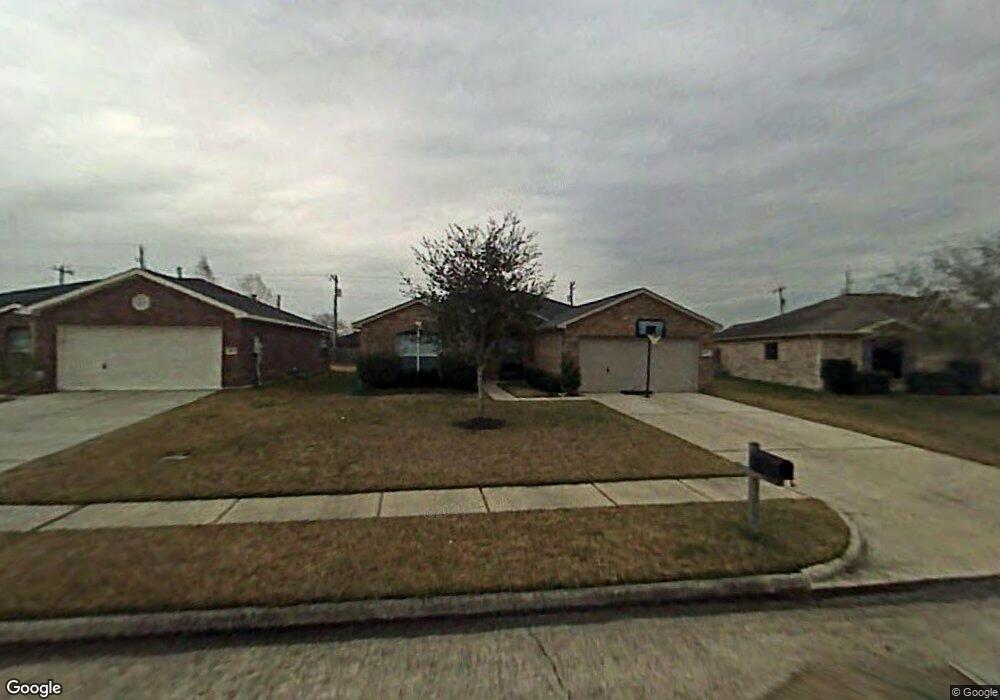 2997 Community Dr, Alvin, TX 77511 - photo 1