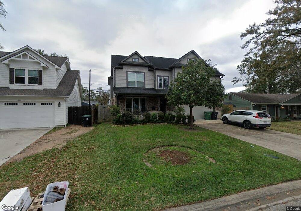 1617 Cheshire Ln, Houston, TX 77018 - photo 1