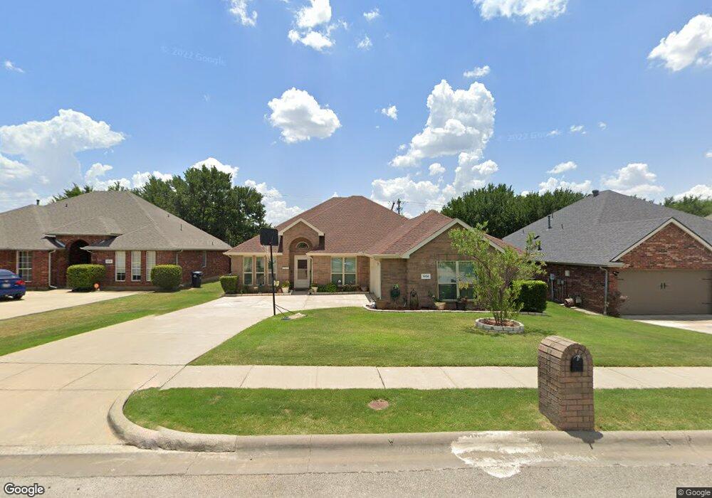 1604 Buena Vista Dr, Denton, TX 76210 - photo 1