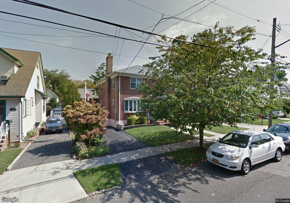 3343 170th St, Flushing, NY 11358 - photo 1