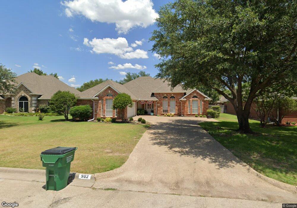 902 Wheeler Creek Dr, Gainesville, TX 76240 - photo 1