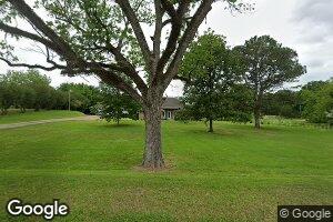 592 Magnolia Dr, Macon, MS 39341