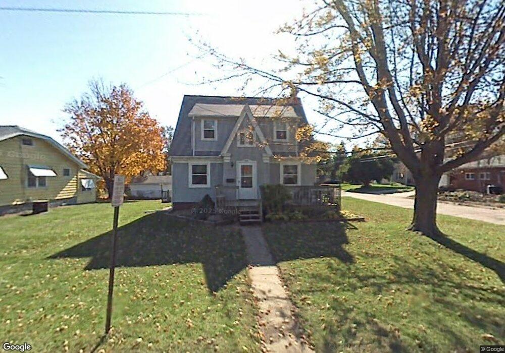 601 N 8th Ave E, Newton, IA 50208 - photo 1