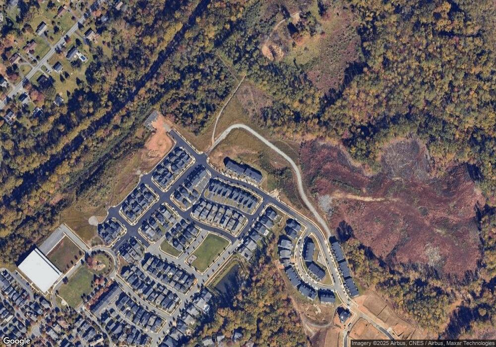 1932 Fowler St, Charlottesville, VA 22901 - photo 1