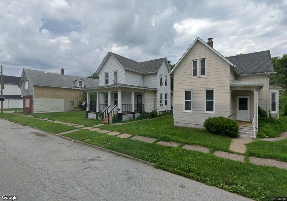 1524 W 7th St, Davenport, IA 52802 - photo 1