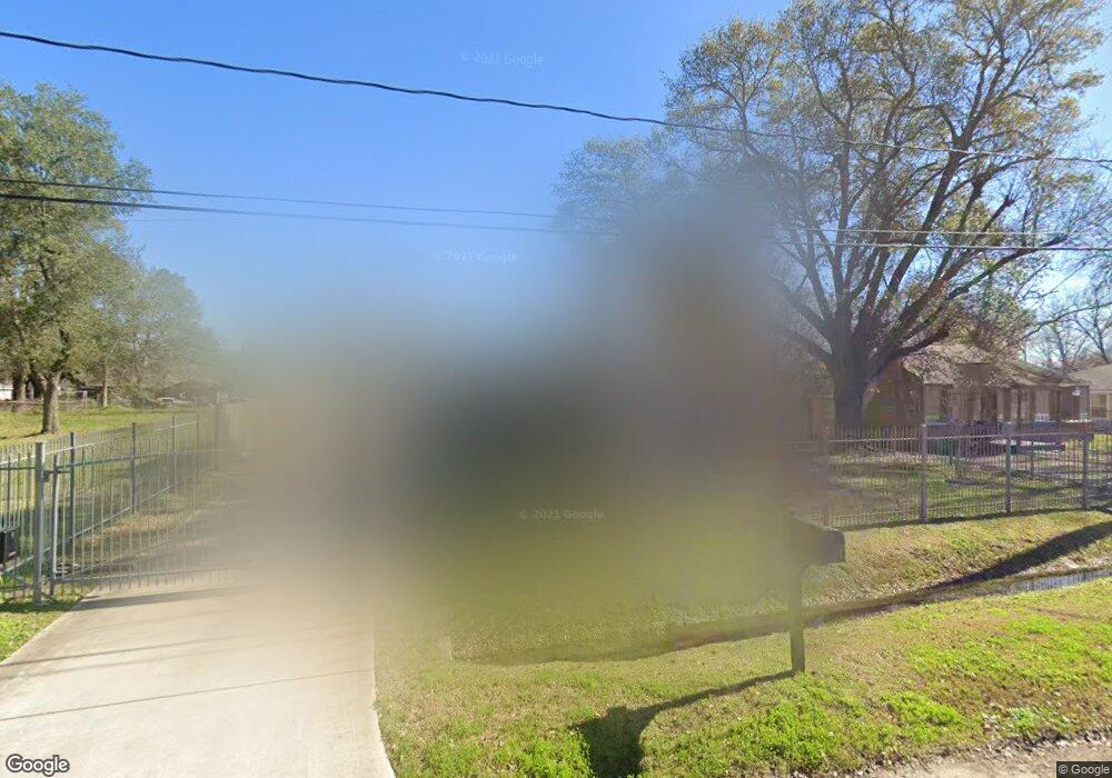 9040 Shady Dr, Houston, TX 77016 - photo 1