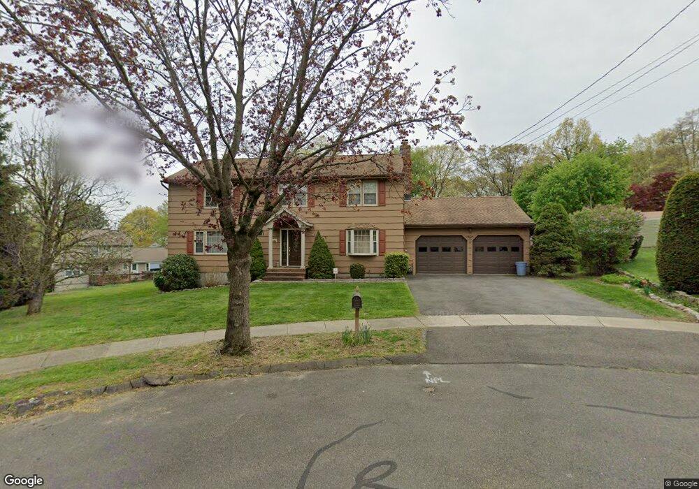 160 Valley View Rd, Stratford, CT 06614 - photo 1