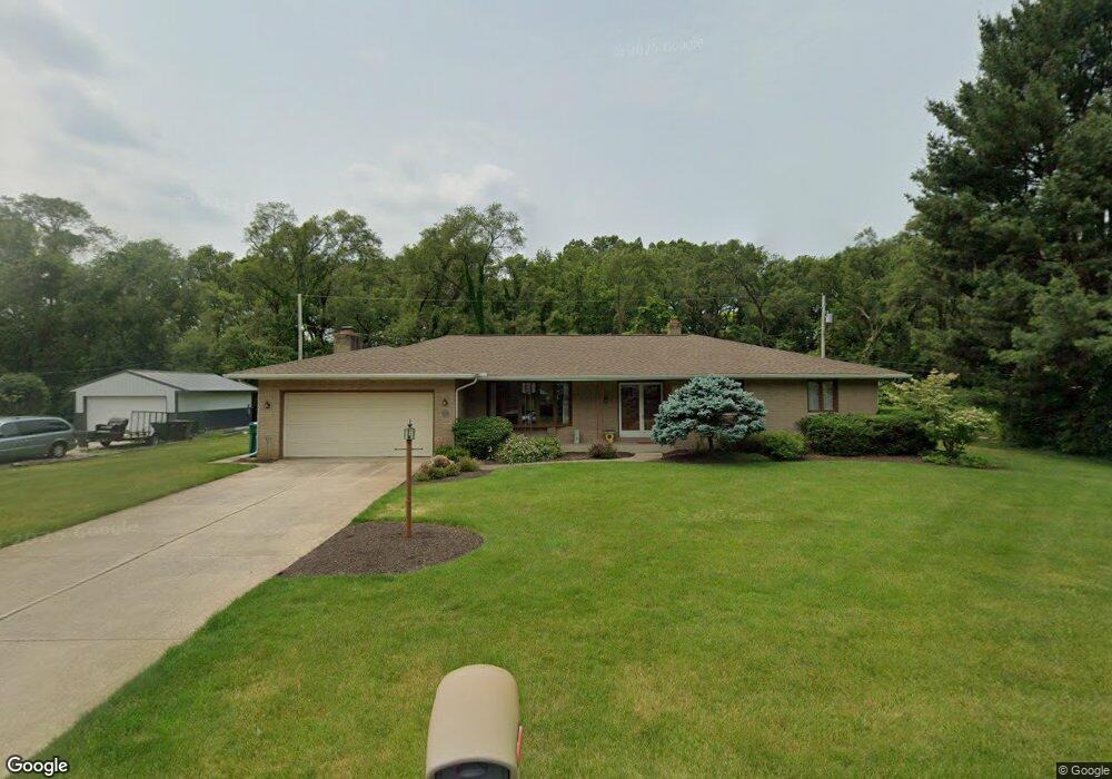 53285 Ridgewood Dr, South Bend, IN 46637 - photo 1
