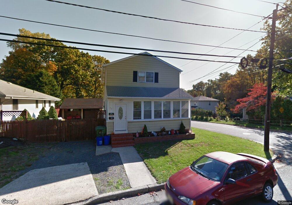 93 Player Ave unit 2, Edison, NJ 08817 - photo 1