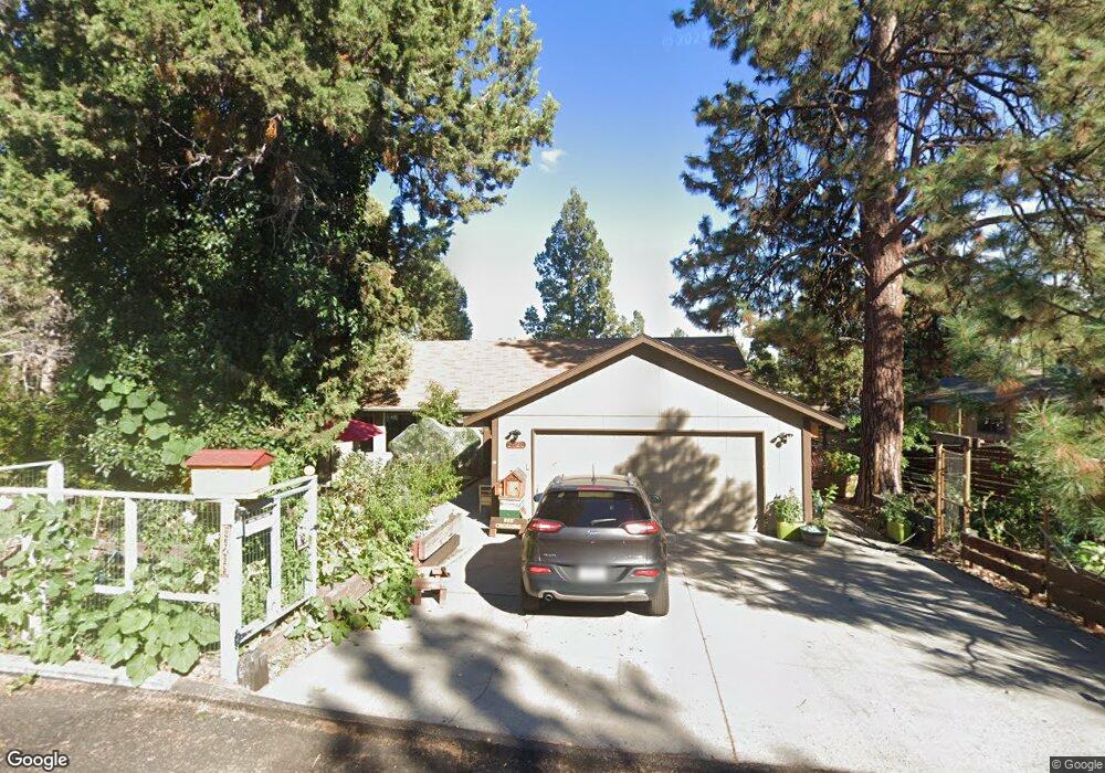 2820 NE Lotno Dr, Bend, OR 97701 - photo 1