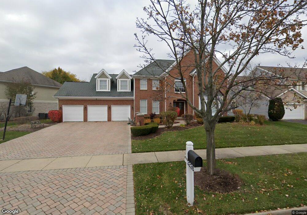 3326 Winchester Ln, Glenview, IL 60026 - photo 1