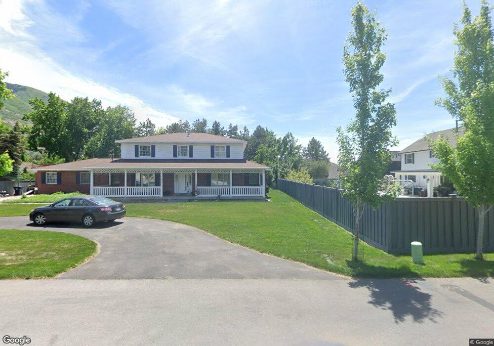 2088 E Pinecrest Ln, Sandy, UT 84092 - photo 1