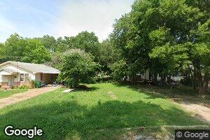 908 N Ash St, Waurika, OK 73573