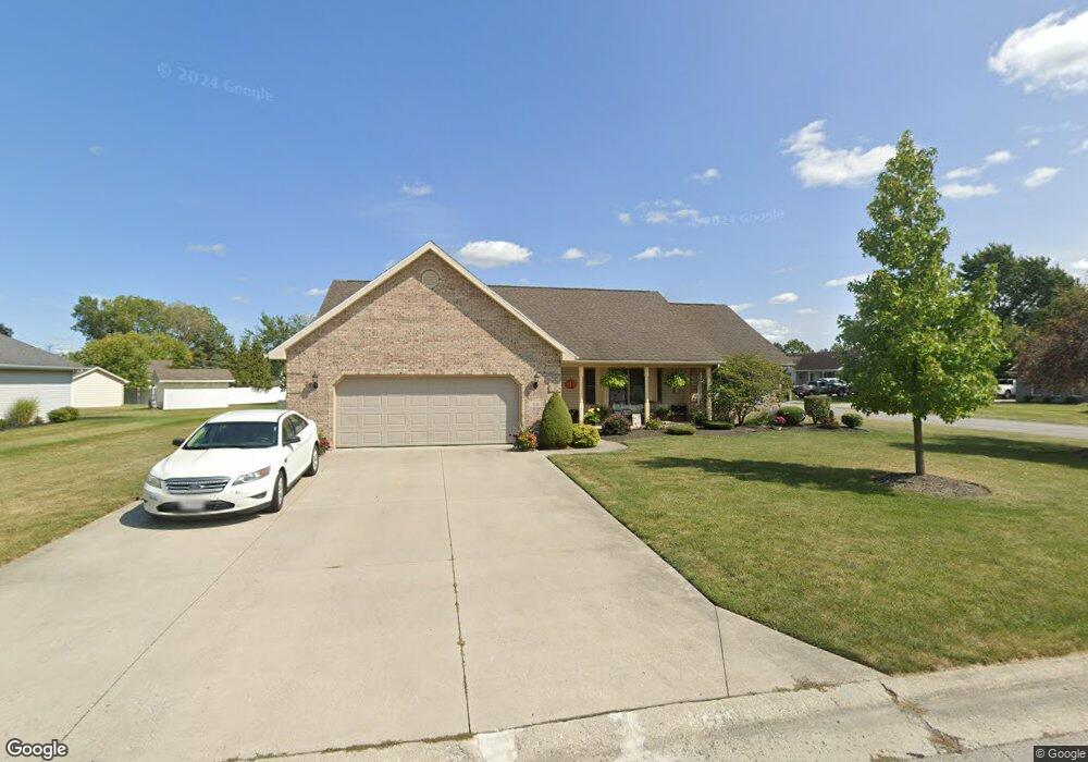 2118 Spruce Dr, Lima, OH 45807 - photo 1