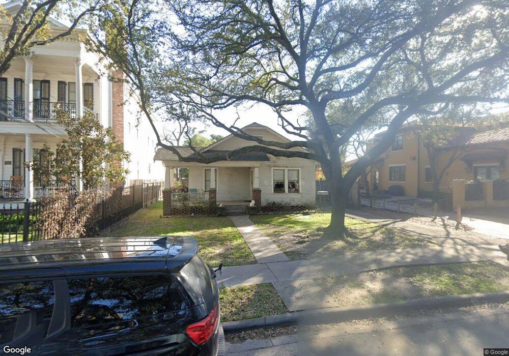 710 E 19th St unit 2, Houston, TX 77008 - photo 1