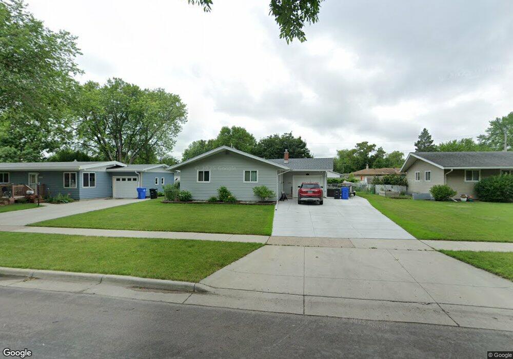 3010 7th St N, Fargo, ND 58102 - photo 1