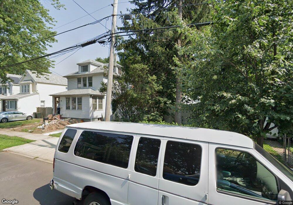 69-47 Nansen St, Forest Hills, NY 11375 - photo 1