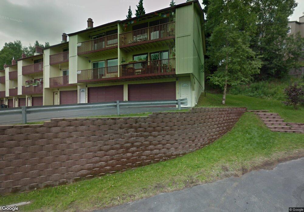 916 Clay Ct unit 7, Anchorage, AK 99503 - photo 1