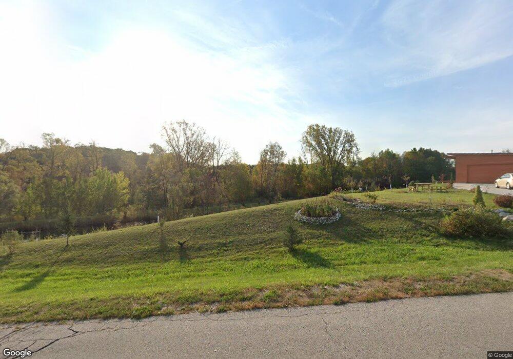 4175 N Woodcrest Ridge Dr, West Bend, WI 53095 - photo 1