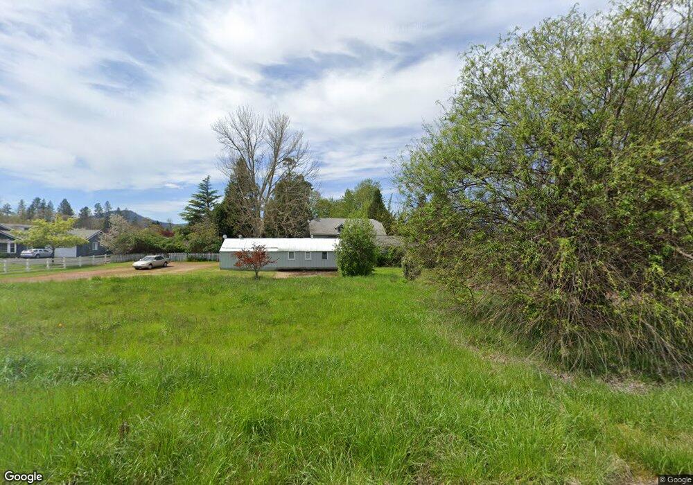 954 Breezy Ln, Grants Pass, OR 97527 - photo 1