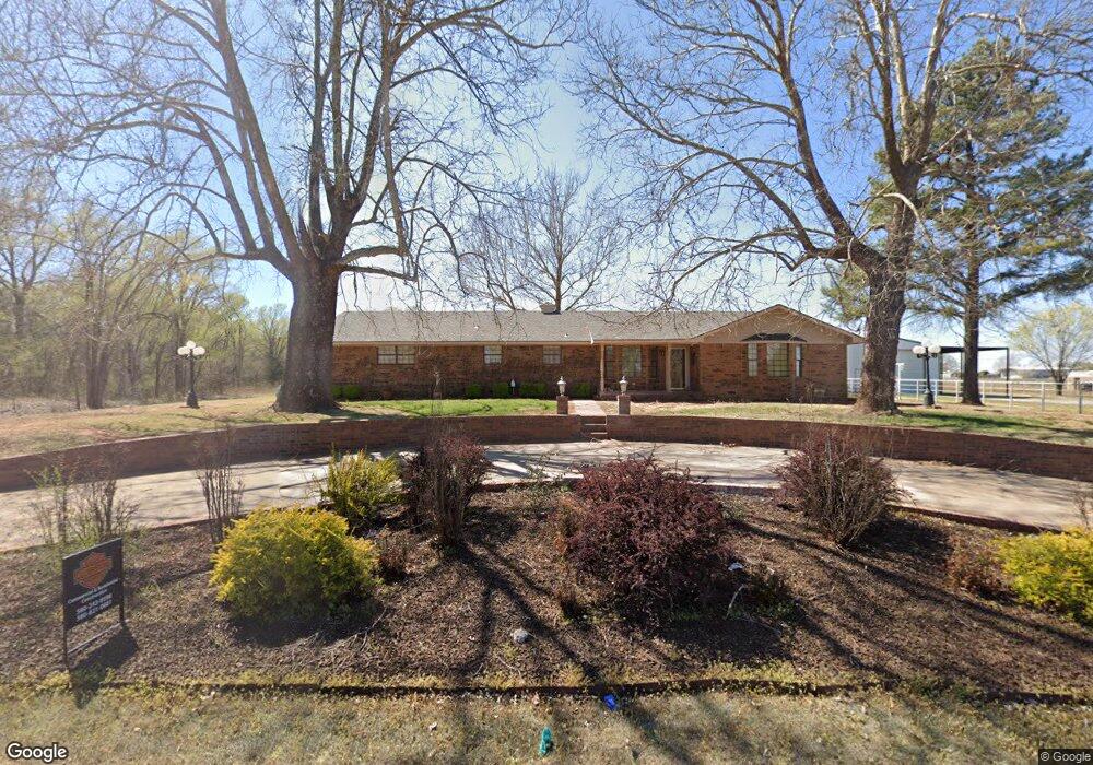 105 Falcon Rd, Elk City, OK 73644 - photo 1
